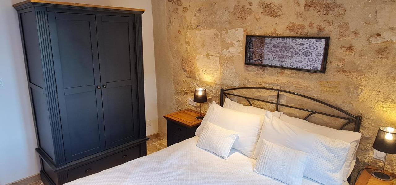 Dom Peyreton Prestige Cottages Set In A Charming Wine Property Villegouge Kültér fotó