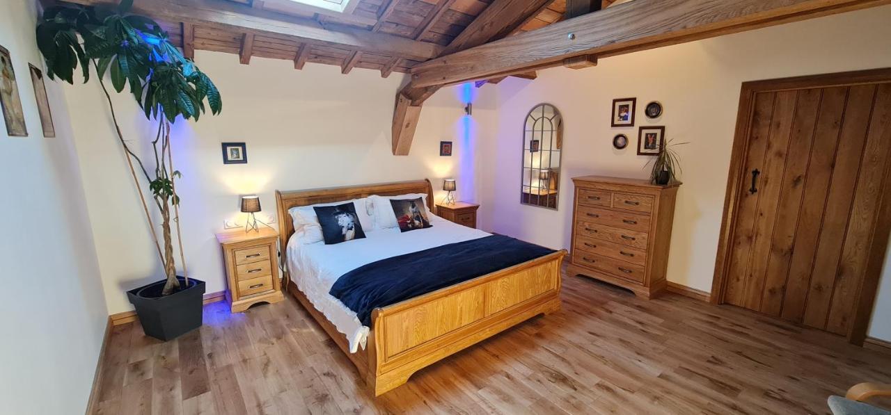 Dom Peyreton Prestige Cottages Set In A Charming Wine Property Villegouge Kültér fotó